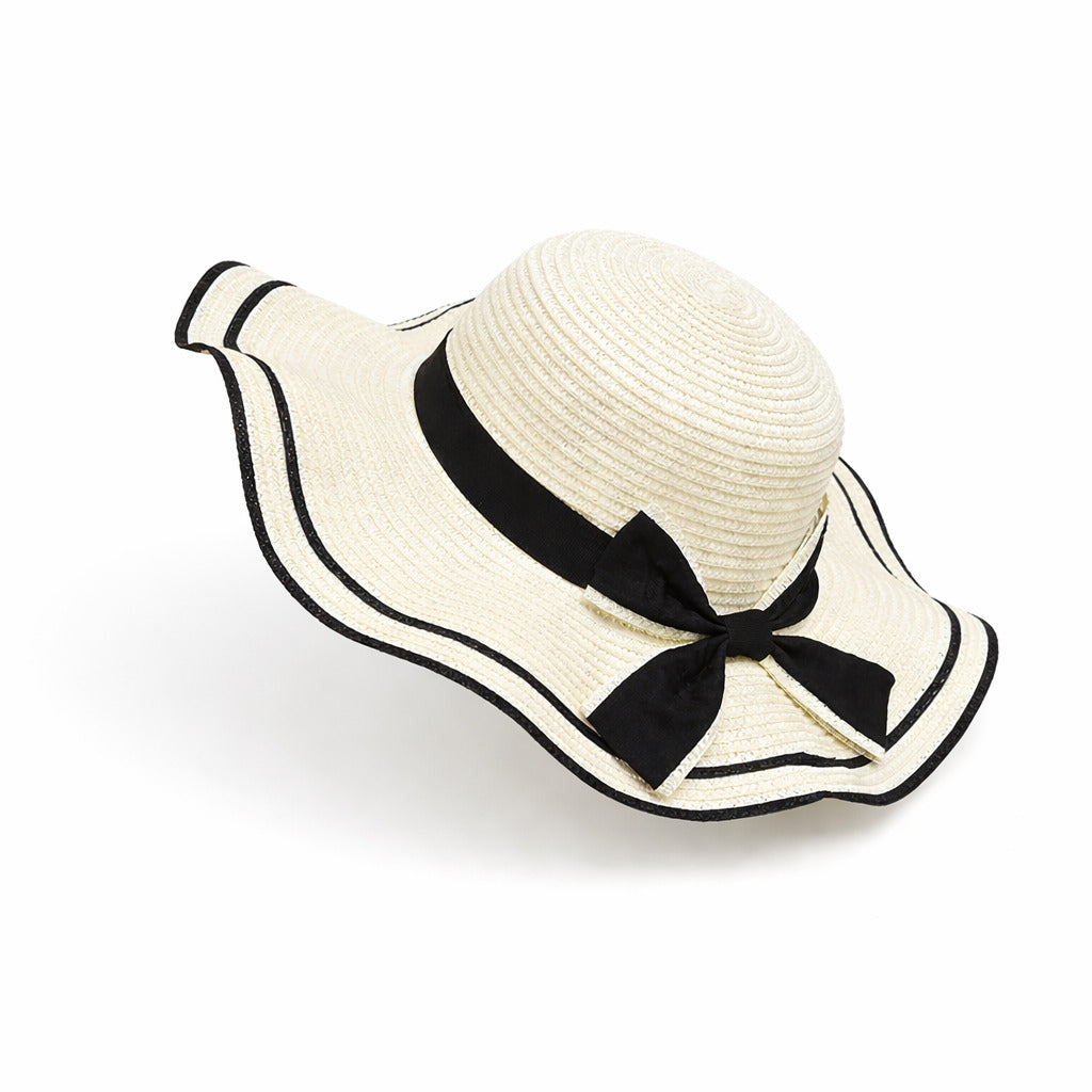 Chapeau de Paille - ChicChroma