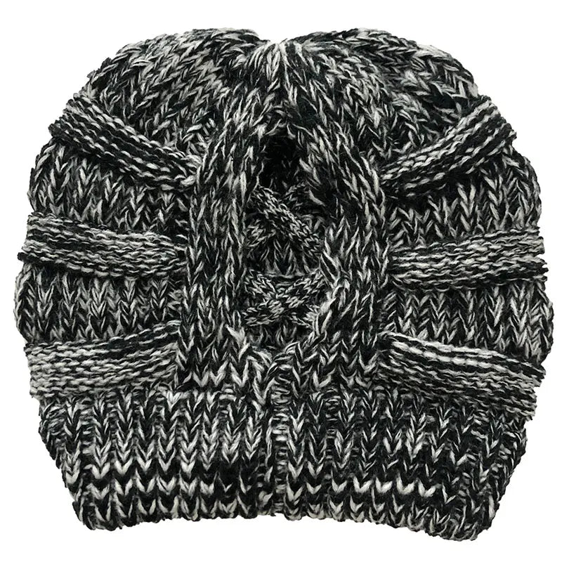 Bonnet Femme Hiver avec Ouverture pour Queue de Cheval - Pony