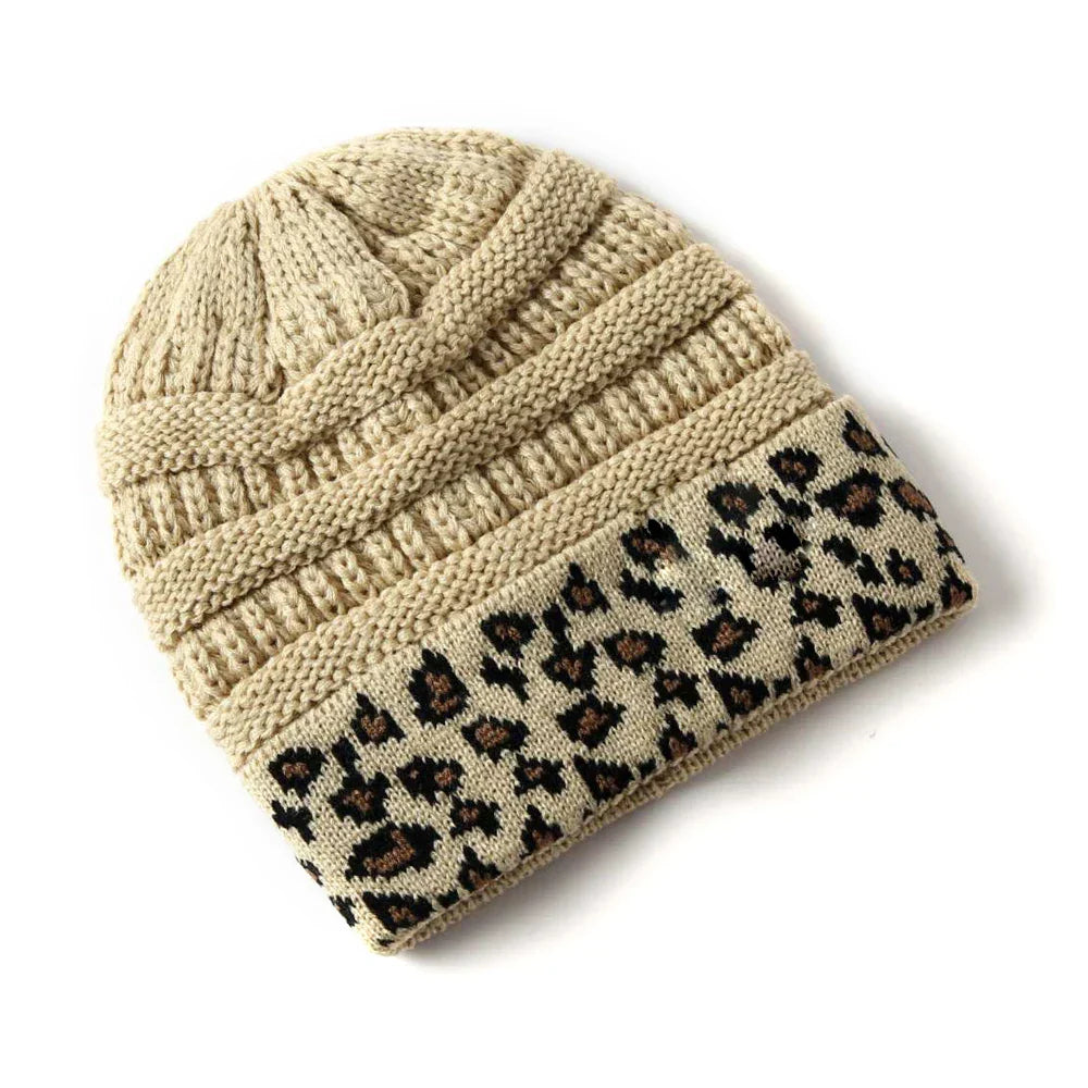 Bonnet Femme Hiver avec Revers Léopard – FelineFold