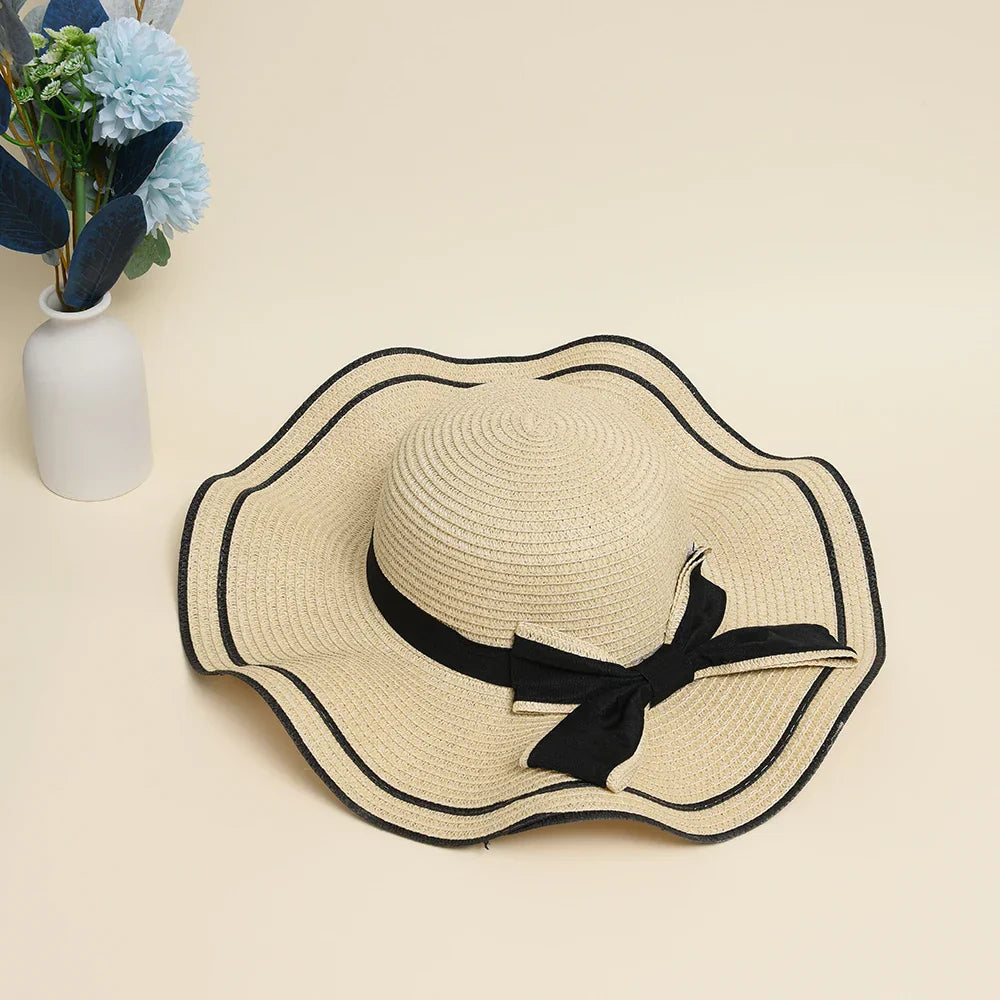 Chapeau de Paille - ChicChroma