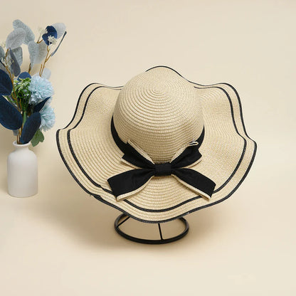 Chapeau de Paille - ChicChroma