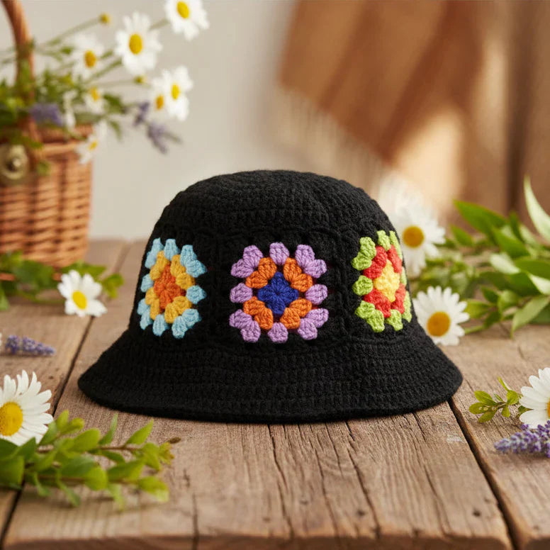 Bob Crochet Acrylique – Motif Floral Coloré