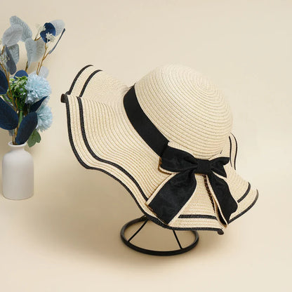 Chapeau de Paille - ChicChroma